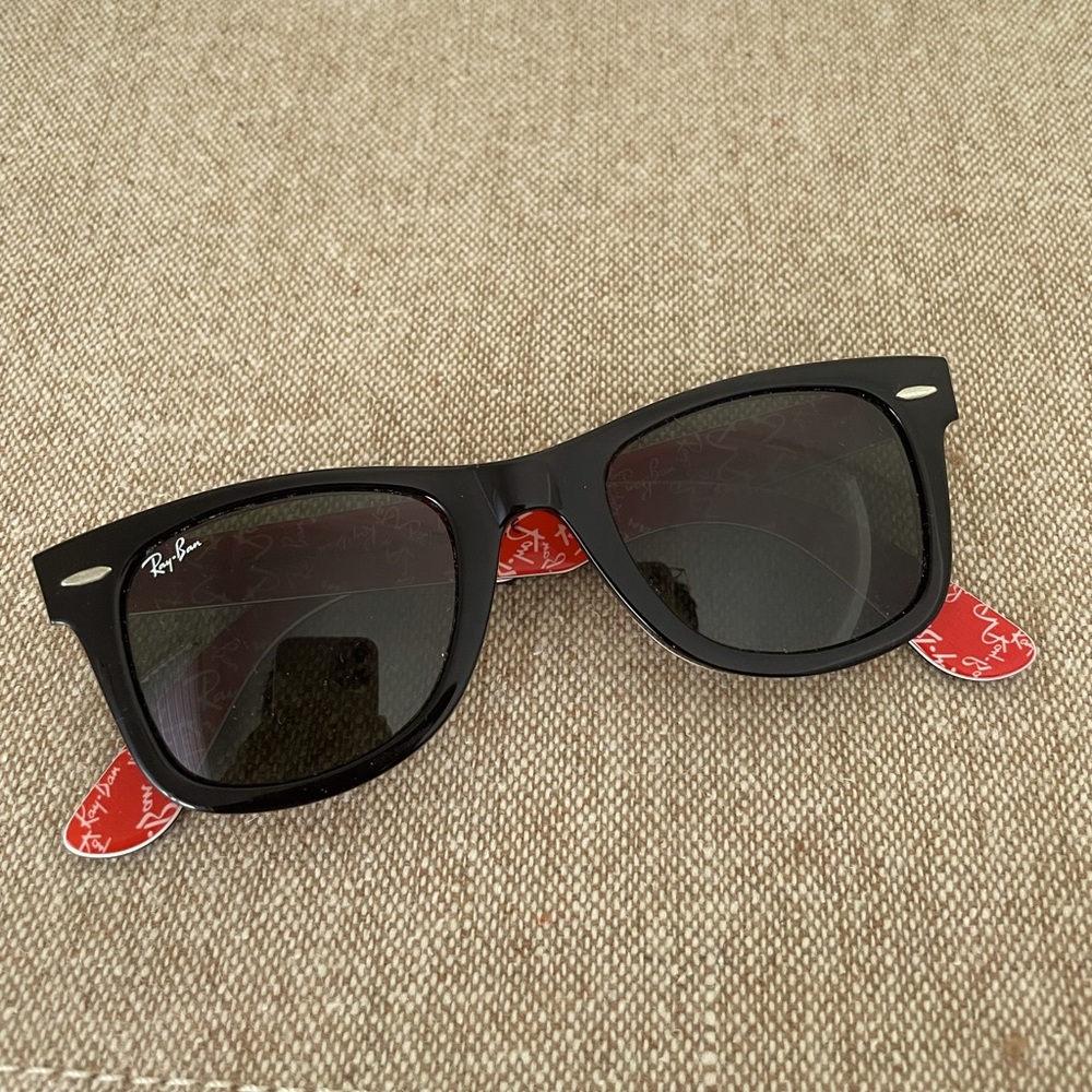 Ray-Ban Wayfarer